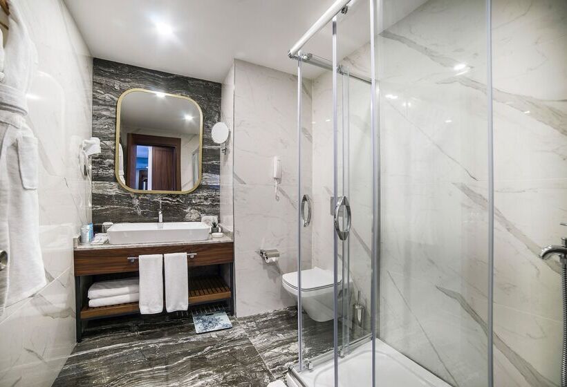 اتاق سوپریور, Vogue Hotel Supreme Istanbul