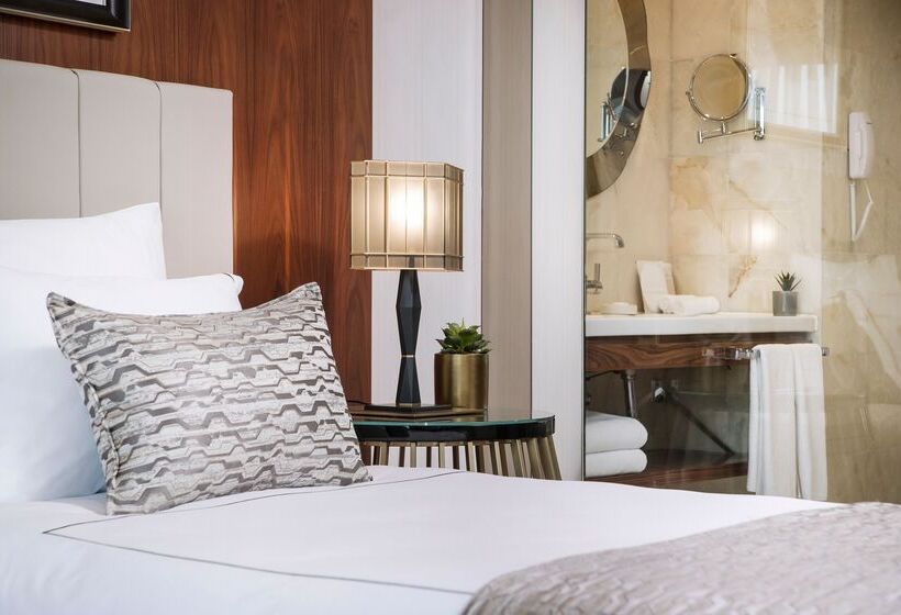 اتاق سوپریور با چشم‌انداز شهر, Vogue Hotel Supreme Istanbul