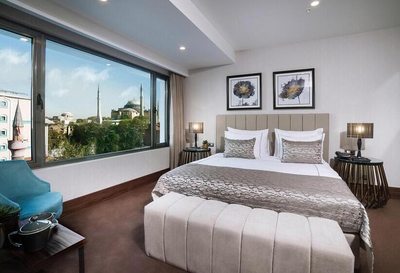 اتاق سوپریور با چشم‌انداز شهر, Vogue Hotel Supreme Istanbul
