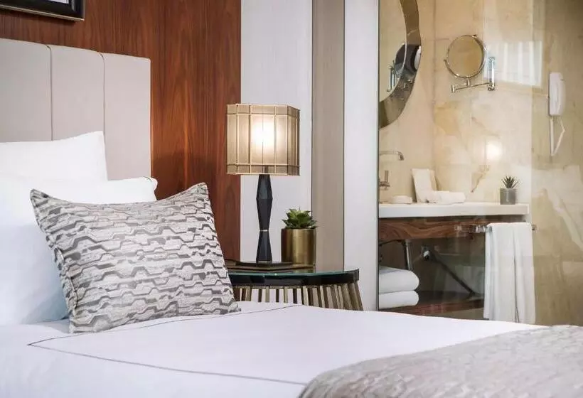インサイドのスーペリアルーム, Vogue Hotel Supreme Istanbul
