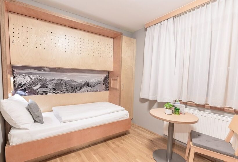 חדר סטנדרט יחיד, Jufa Hotel Montafon