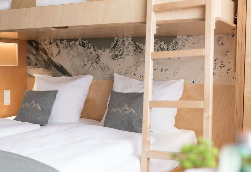 חדר סטנדרט לשלושה, Jufa Hotel Montafon