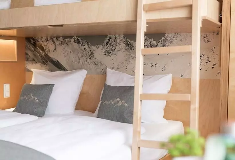 スタンダードトリプルルーム, Jufa Hotel Montafon