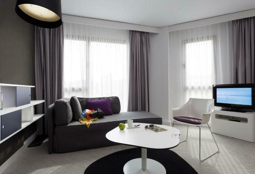 سوییت, Novotel Suites Malaga Centro