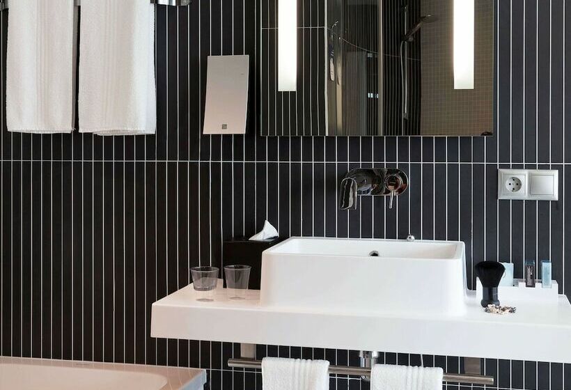 سوییت, Novotel Suites Malaga Centro