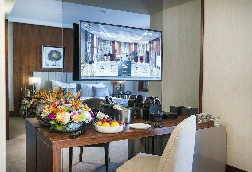 اتاق سوپریور با چشم‌انداز شهر, Vogue Hotel Supreme Istanbul