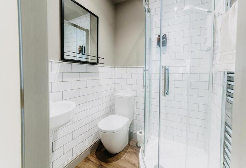 Номер Стандарт, Seven Stars Penryn