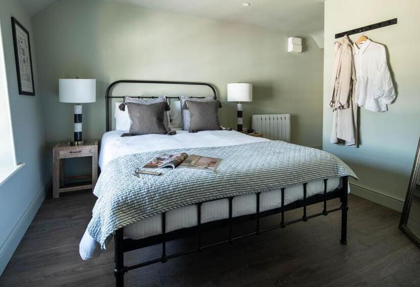 חדר דלוקס, Seven Stars Penryn