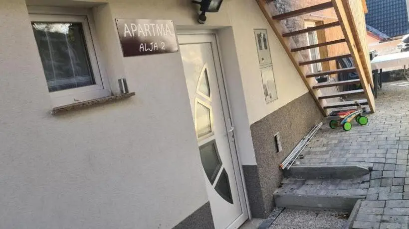 آپارتمان 1 خوابه با چشمانداز, Apartma Alja