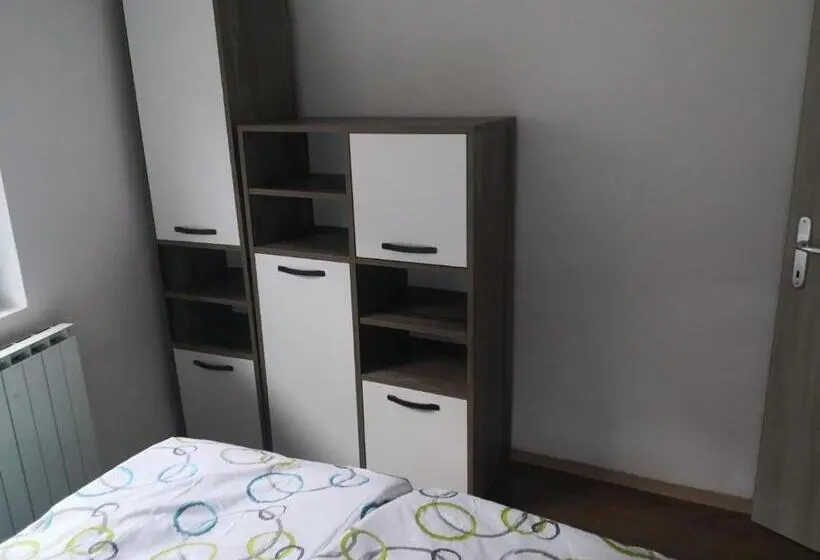 آپارتمان 1 خوابه با چشمانداز, Apartma Alja