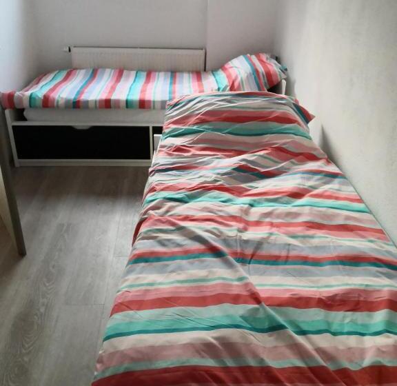 آپارتمان 1 خوابه همکف, Apartma Alja