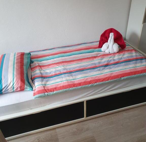 آپارتمان 1 خوابه همکف, Apartma Alja