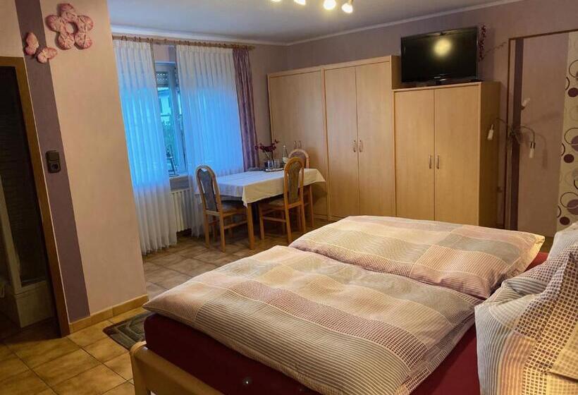 חדר סטנדרט נוף לגינה, Pension Görgen