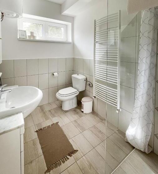 اتاق لوکس, Zen House