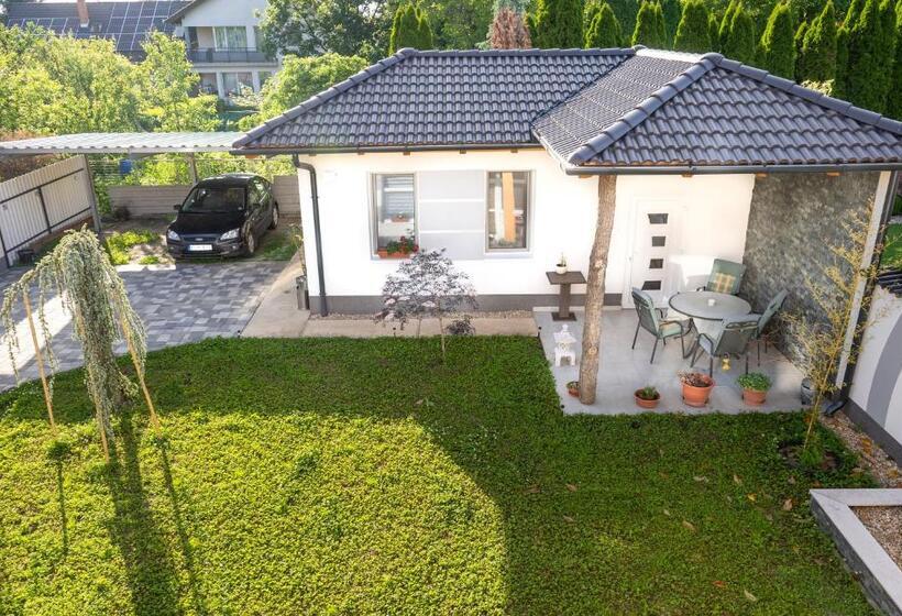 اتاق استاندارد, Zen House