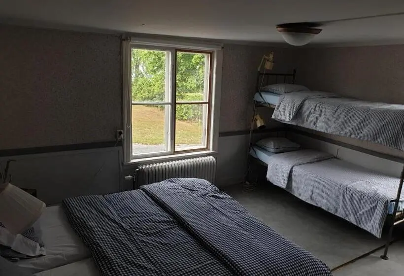 スタンダード4人部屋, Djurgårdsportens Vandrarhem