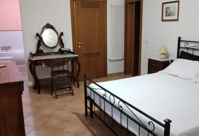 スタンダードルーム, B&b L Oliveto