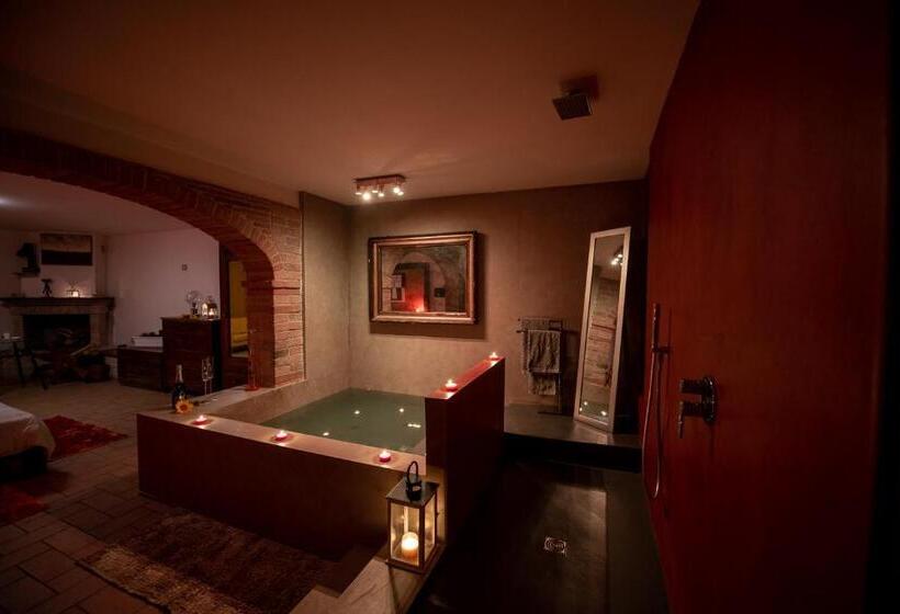 סוויטה דלוקס, Dolce Farnetta En Suite Spa & Yoga