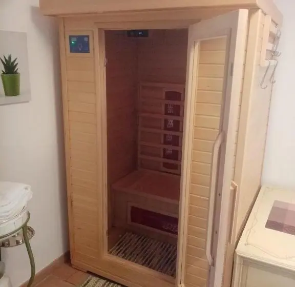 スイート, Dolce Farnetta En Suite Spa & Yoga