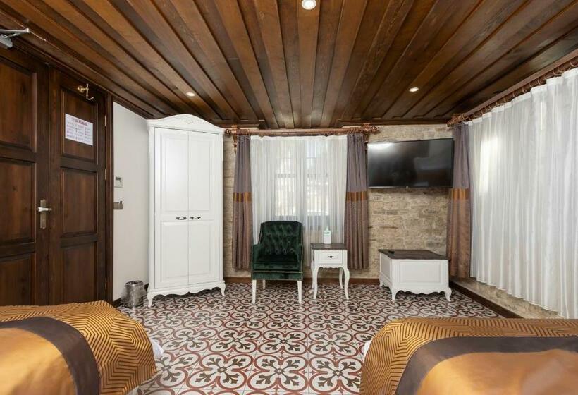 家庭房带园景, Marina Foça