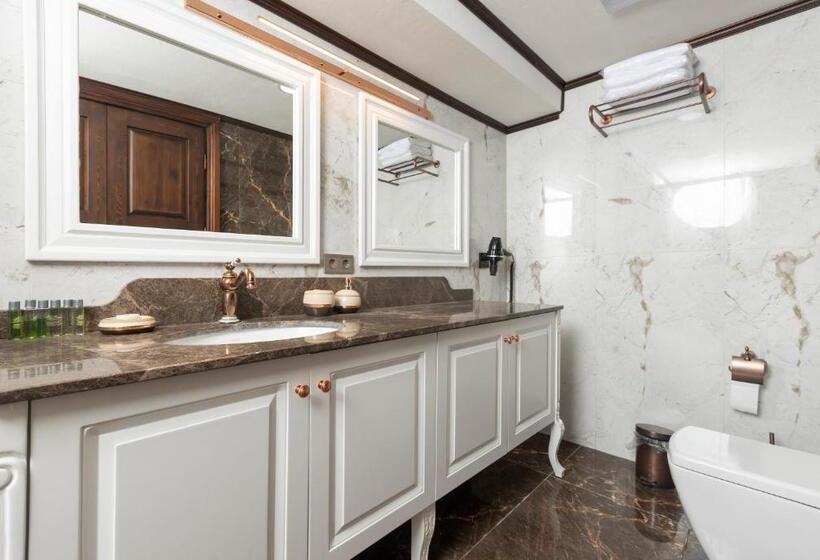 家庭房带园景, Marina Foça