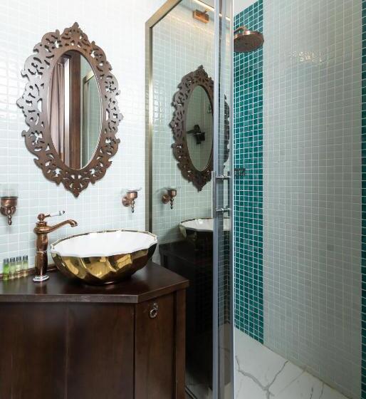 豪华海景房, Marina Foça