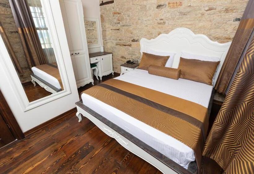 豪华海景房, Marina Foça