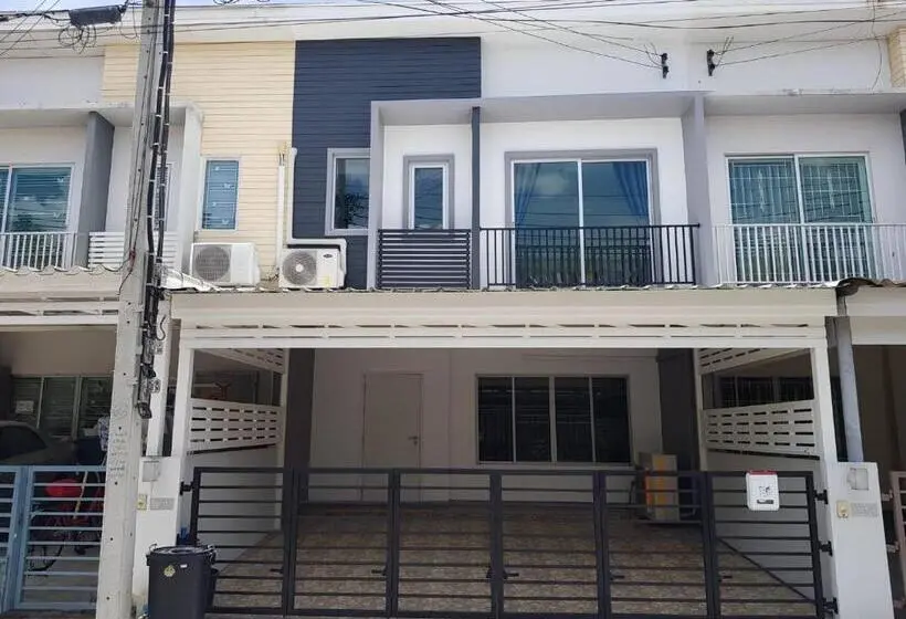 ویلای 3 خوابه, Impact Mt House