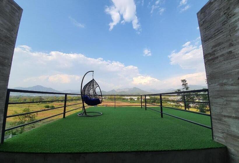 اتاق استاندارد با تخت بزرگ, Amante Baristro Hotel & Cafe  @pua