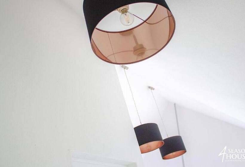 Номер Стандарт Внутренний, 4 Seasons   House