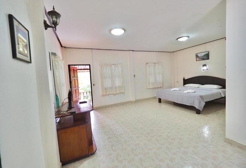 חדר דלוקס עם מרפסת, Baan Pak Rim Kuaen Resort