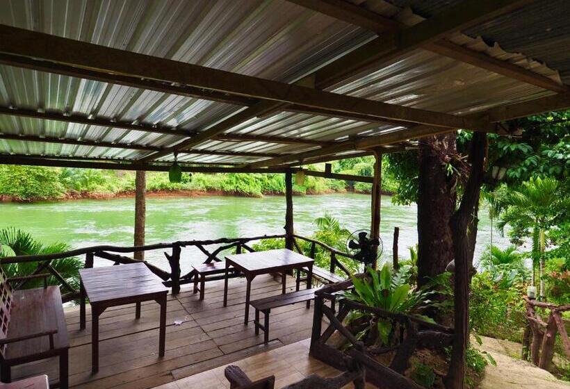 חדר דלוקס עם מרפסת, Baan Pak Rim Kuaen Resort