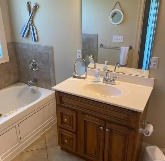 ２ベッドルームハウス, Condo W Pool Near Beaches, Dining, Shopping, Etc
