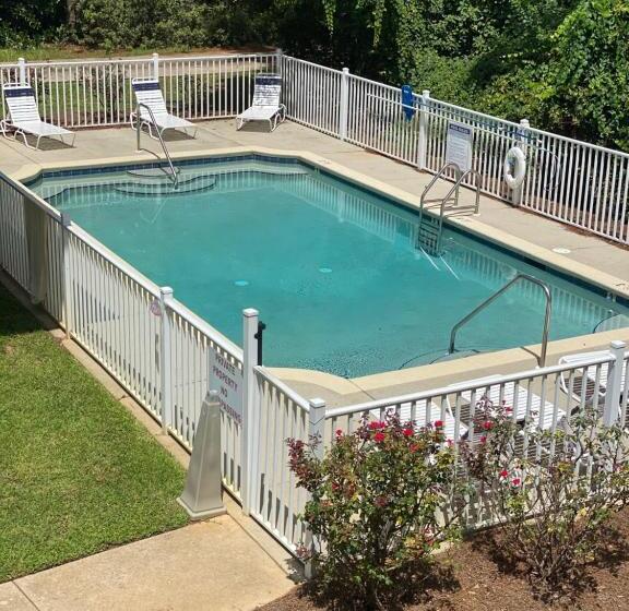 בית, 2 חדרי שינה, Condo W Pool Near Beaches, Dining, Shopping, Etc