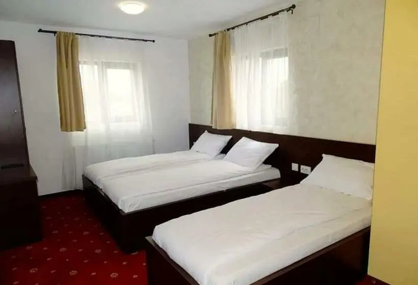 Pokój Trzyosobowy Comfort, Vila Nicholas