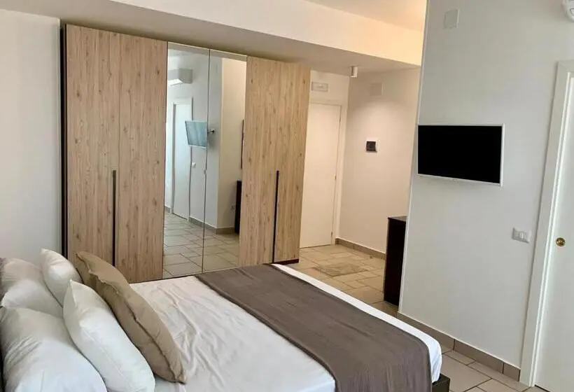 デラックストリプルルーム, Torre Dei Mori Boutique Rooms B&b