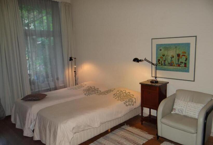 Quarto Estandar, Cessinas