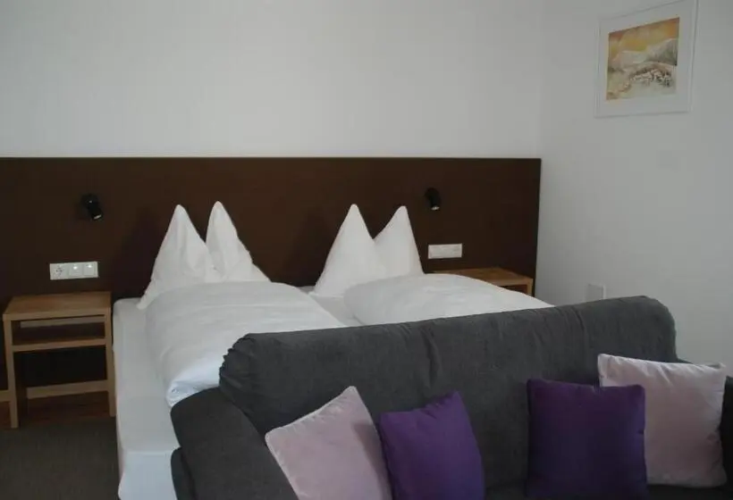 バルコニー付きデラックスルーム, Haus Anna B&b