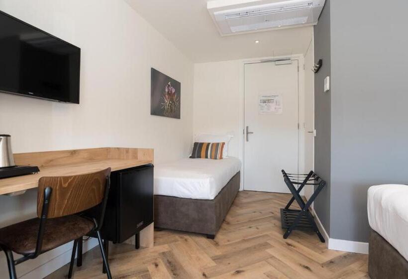 スタンダードトリプルルーム, Hof Van Holland