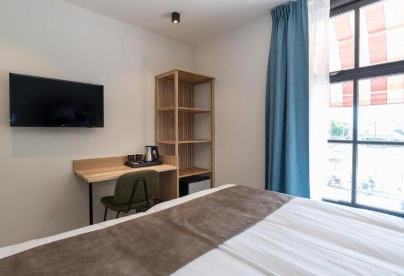 ベーシックルーム, Hof Van Holland