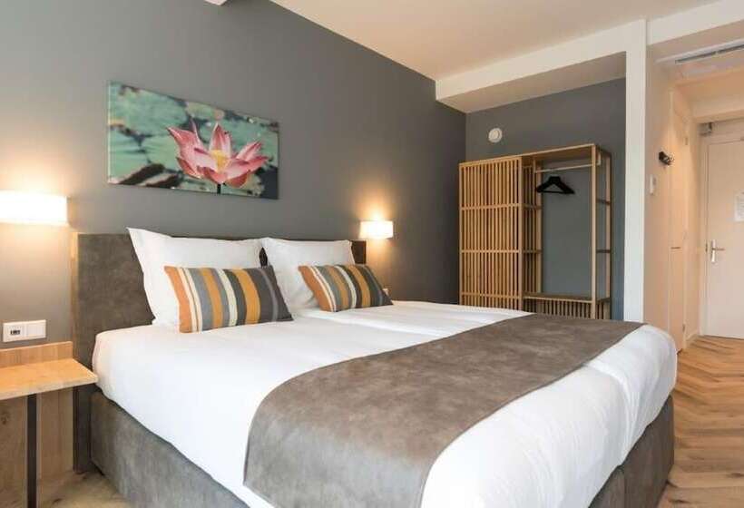 デラックスルーム, Hof Van Holland