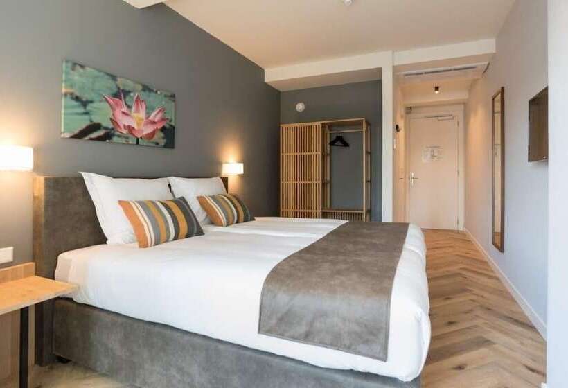 デラックスルーム, Hof Van Holland