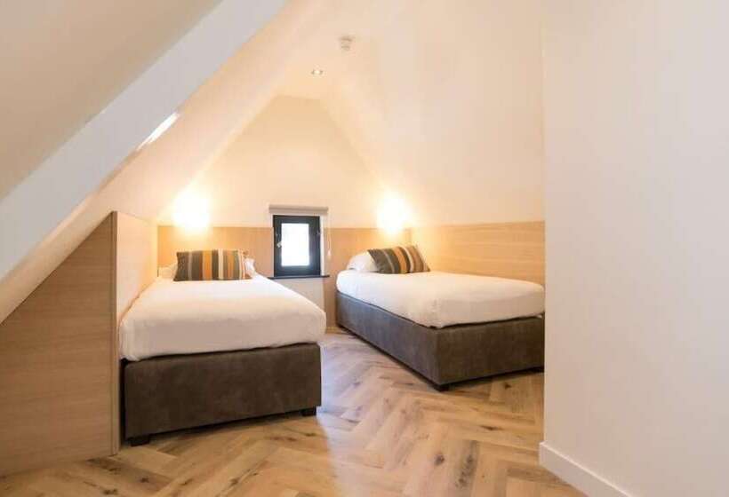 デラックスの4人部屋, Hof Van Holland