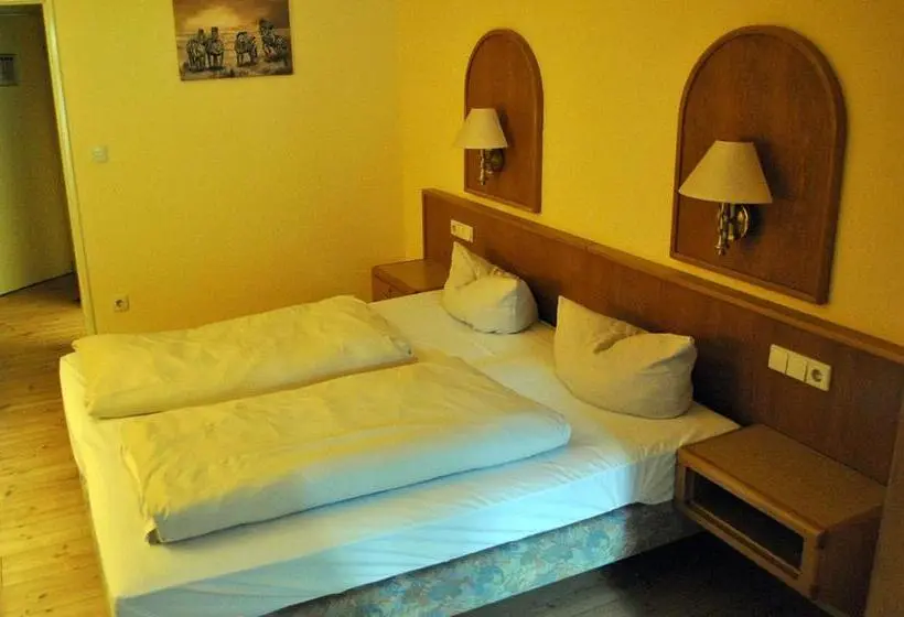 庭の見えるジュニアスイート, Parkhotel Keck Castillo Del Bosque