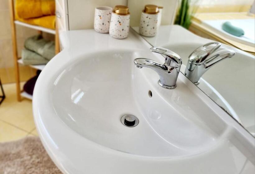 דירה בת חדר שינה 1 עם מרפסת, Penzion Orion