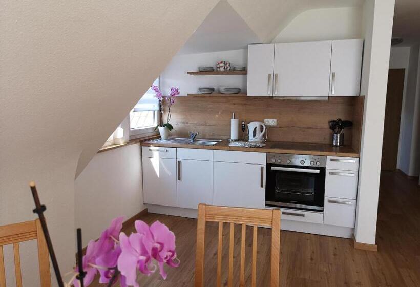 带2个卧室的公寓, Pension Bauer