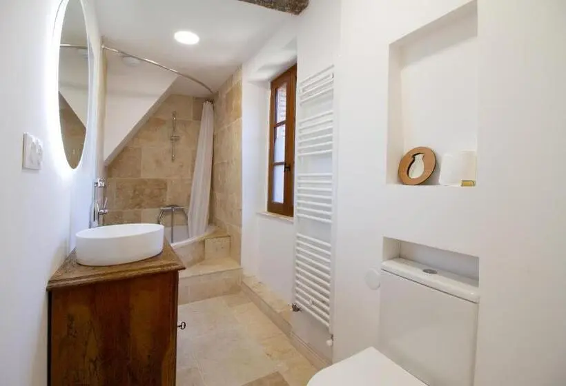 スイート, B&b Du Couvent, Chambre Aux Paons