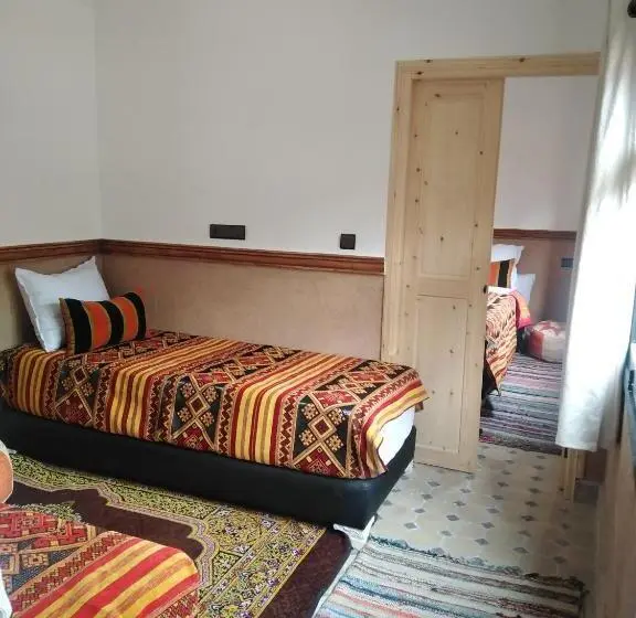 バスルーム共同エコノミー4人部屋, Riad Bab Imlil