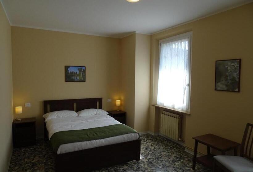 غرفة قياسية رباعية, Corte Isolo