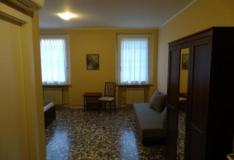 غرفة قياسية رباعية, Corte Isolo